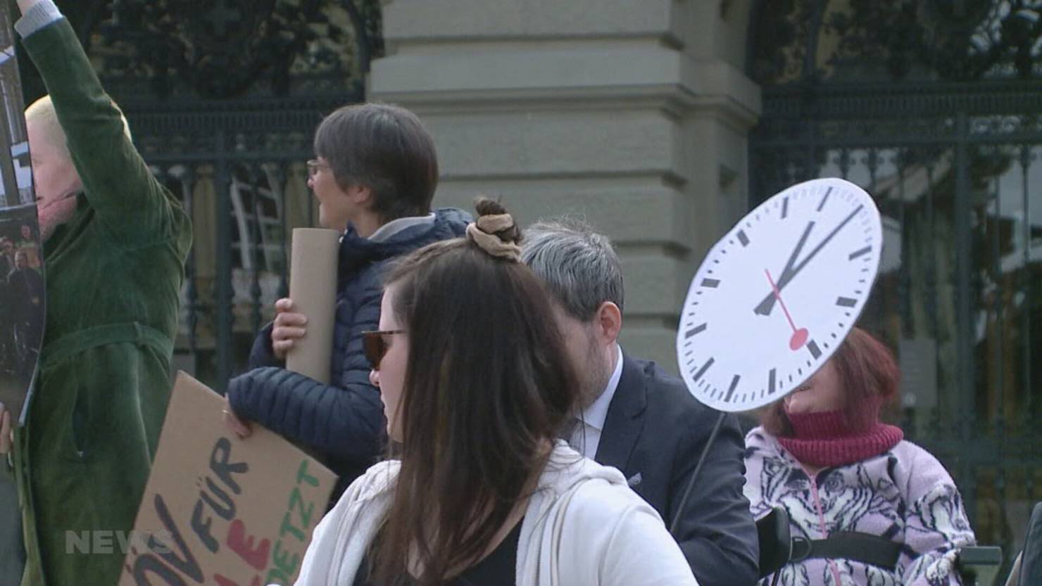 Barrierefreie Bahnh Fe Betroffene Machen Druck Telebaern