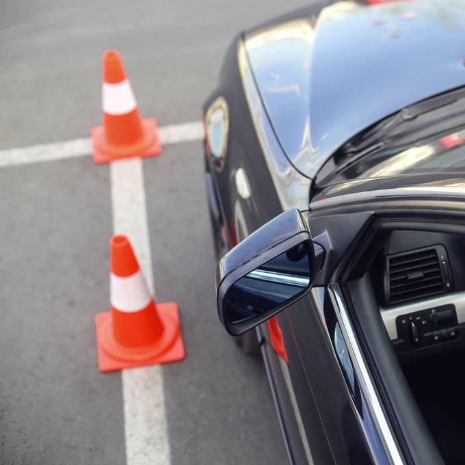 Berner Polizei deckt mutmasslichen Betrug bei Führerprüfungen auf