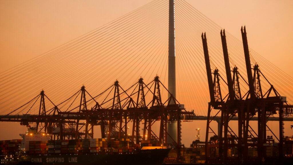 Hafen in Kwai Chung, Hong Kong: Der chinesische Aussenhandel ist im September langsamer als erwartet gewachsen. (Archivbild)