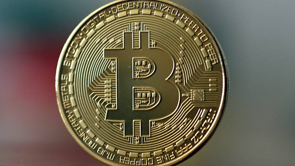 Der Höhenflug des Bitcoin beflügelt auch die Ambitionen von Krypto-Plattformen, wie Coinbase, an die Börse zu gehen. (Archivbild)