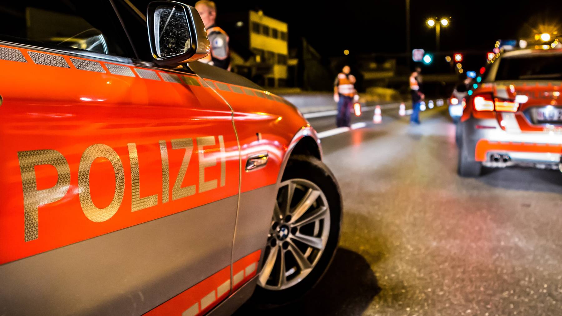 Luzern: Autofahrer gefährdet Polizisten
