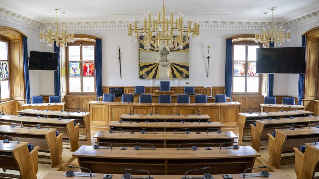 Die Mitglieder im Landrat müssen künftig ihre Interessenbindungen öffentlich machen. (Symbolbild)