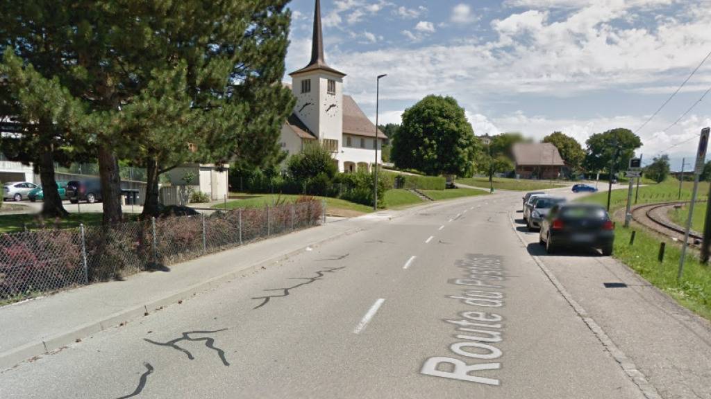 An dieser Strasse, der Route du Postillon, steht das Haus, in dem der Sprengstoff gefunden wurde.