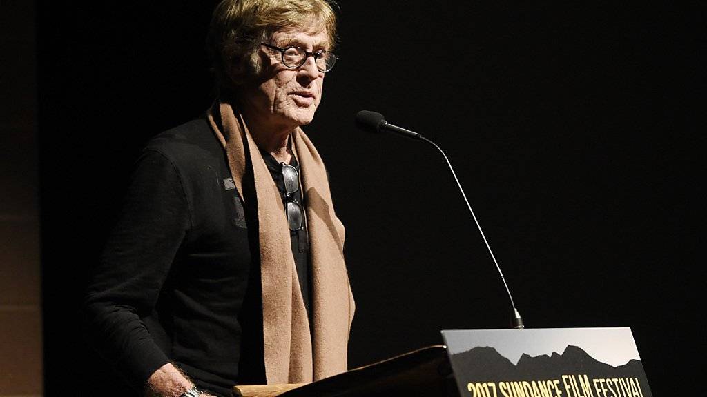 Der 80-jährige Filmstar Robert Redford eröffnet «sein» Sundance Festival. Er sprach sich dafür aus, Dokumentarfilme als tiefergehenden Journalismus zu verstehen.