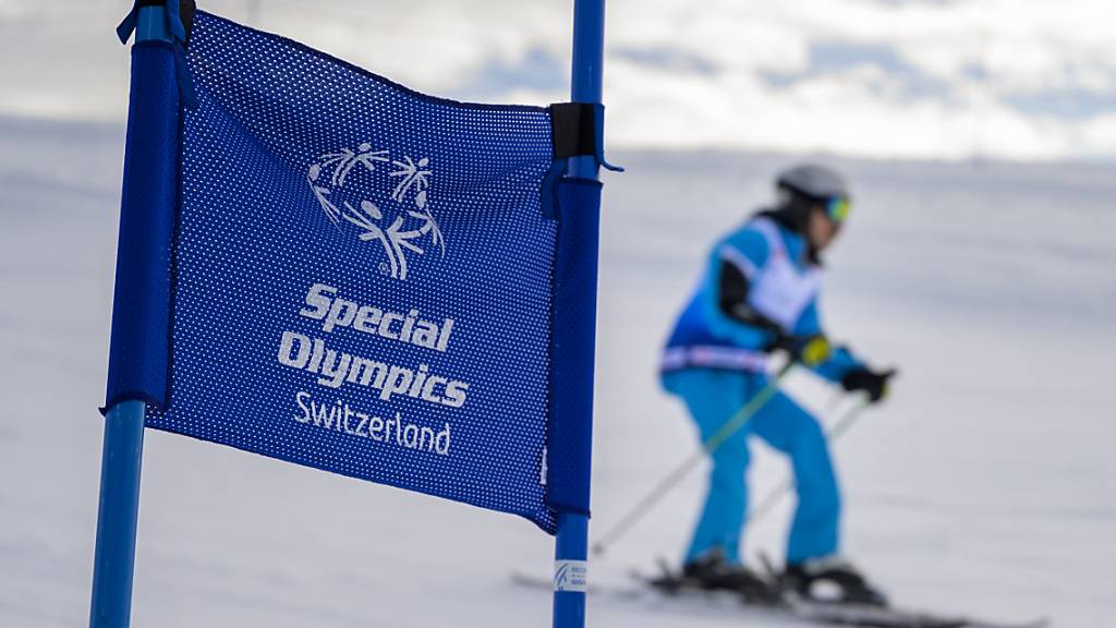 Im Jahr 2029 sollen die Special Olympics Winterspiele wieder in die Schweiz kommen. Die Eröffnungsfeier ist im Letzigrund-Stadion geplant. Im Bild das Skirennen der Special Olympics im Jahr 2020 in Villars VD. (Archivbild)