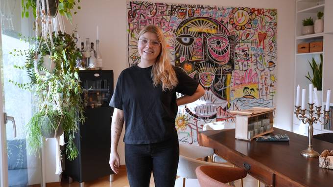 Anna zeigt «ihres Dihei»