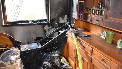 Wohnungsbrand in Thusis GR fordert eine verletzte Person