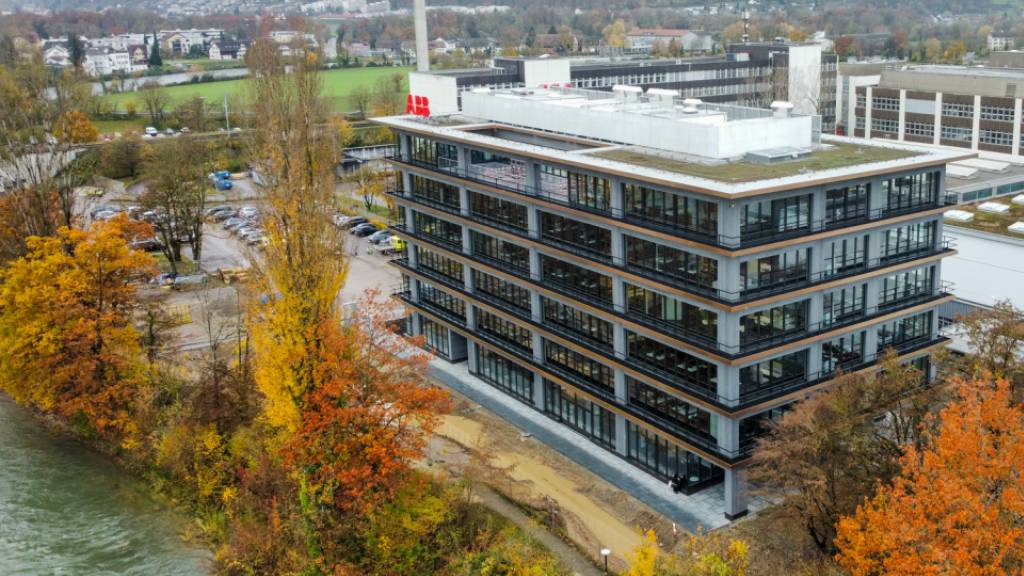 ABB eröffnet Bau in Ennetturgi, KVA Buchs investiert in Dampfturbine