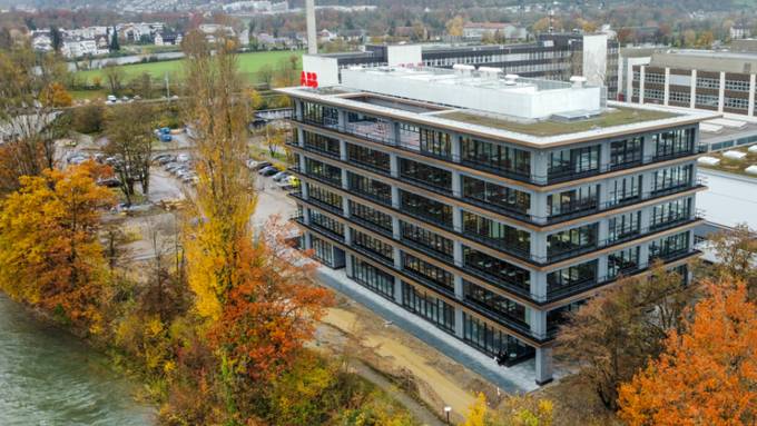 ABB eröffnet Bau in Ennetturgi, KVA Buchs investiert in Dampfturbine