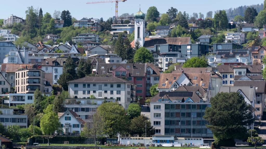 Die Margen für Saron-Hypotheken sind laut einer Einschätzung von Moneypark und Helvetia derzeit relativ hoch. Kreditnehmer könnten daher künftig stärker auf Festhypotheken setzen. (Symbolbild)