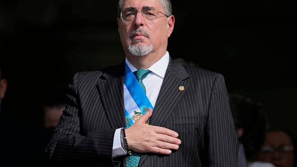 ARCHIV - Der Präsident von Guatemala: Bernardo Arevalo. Foto: Moises Castillo/AP/dpa