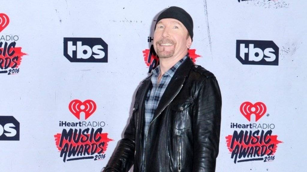 Der erste Rockstar in der Sixtinischen Kapelle: U2-Gitarrist The Edge spielte am Wochenende  in der «schönsten Pfarrhalle der Welt». (Archivbild)