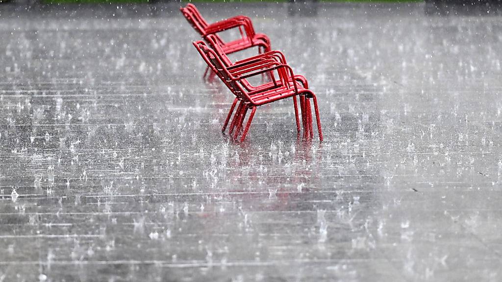 Lokal fielen am Montagabend mehr als 50 Millimeter Regen. (Archivbild)