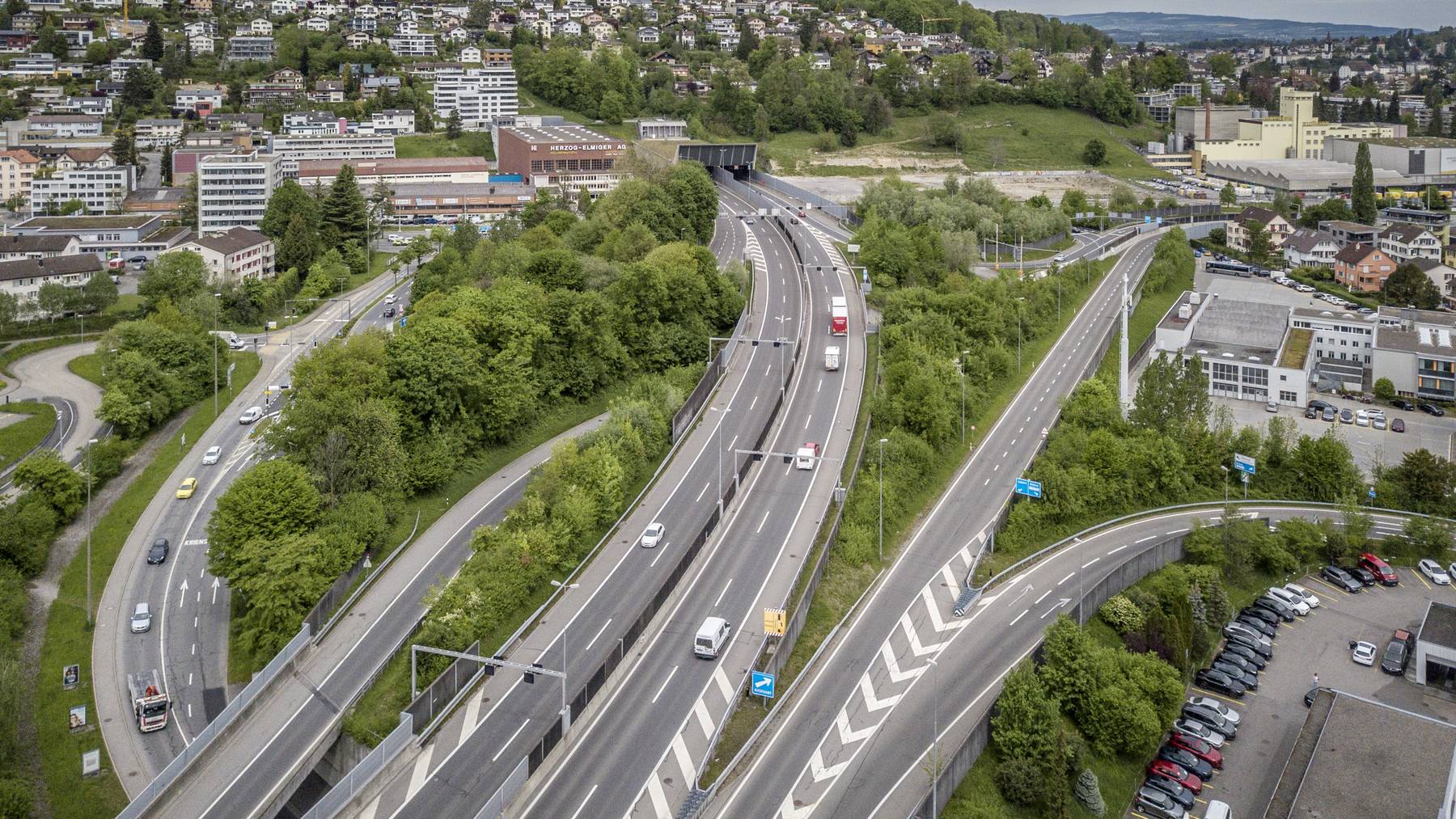 Die Autobahn A2 soll mit dem Projekt Bypass ausgebaut werden.