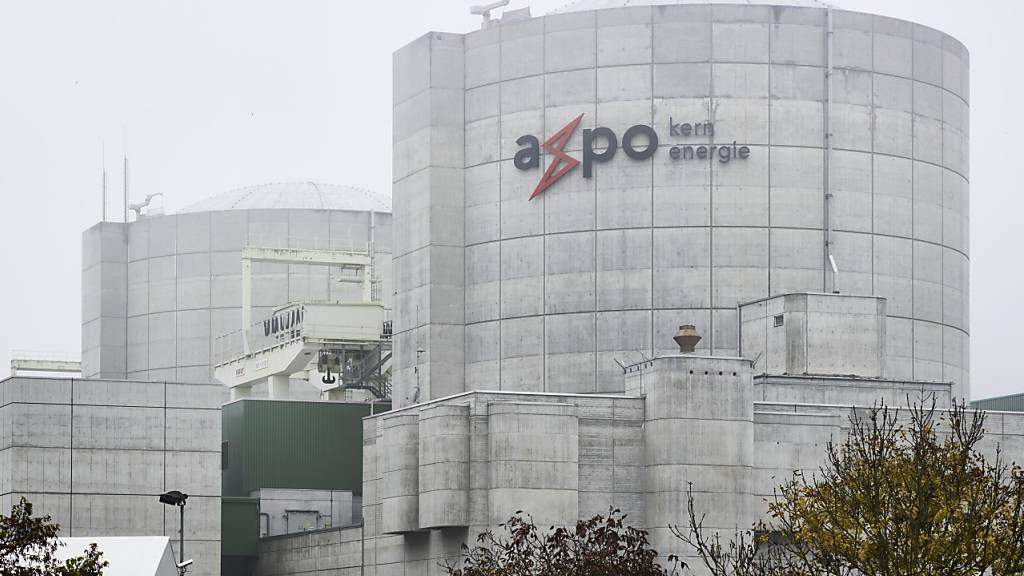 Das AKW Beznau mit zwei Reaktoren im Kanton Aargau ist gemäss Atomaufsichtsbehörde Ensi auf einem guten sicherheitstechnischen Niveau. Es bestehe jedoch «Verbesserungspotenzial» mit Blick auf einen Langzeitbetrieb. (Archivbild)
