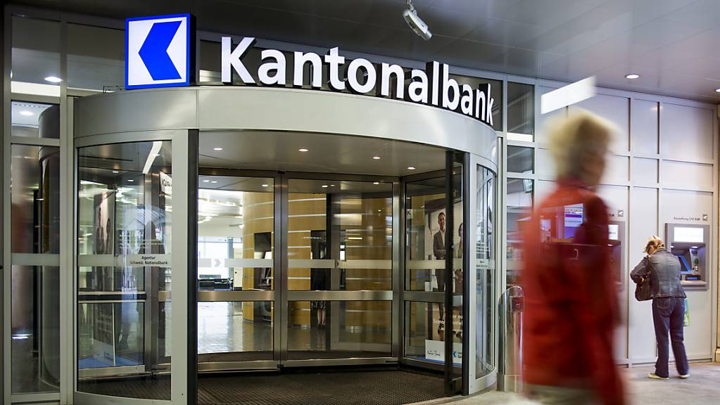 Der Hauptsitz der Luzerner Kantonalbank AG (LUKB) an der Pilatusstrasse in Luzern. (Archivaufnahme)