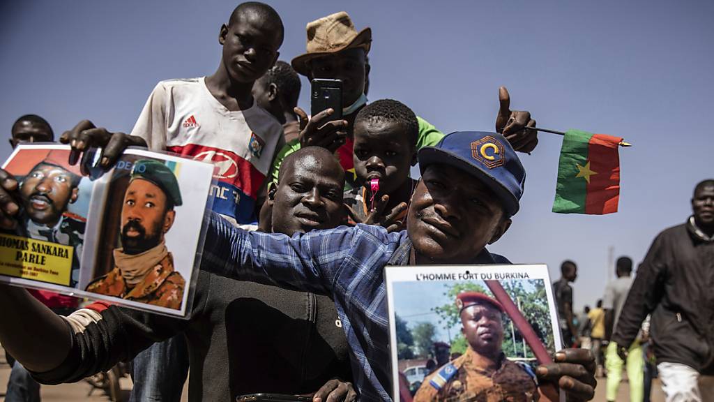 In Burkina Faso sind Sicherheitskräfte in einen Hinterhalt geraten und getötet worden. (Archivbild)