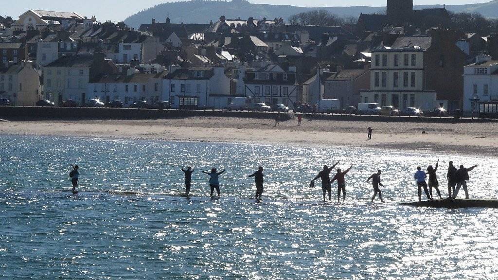 Die Ortschaft Peel auf der Isle of Man. Die britische Insel gehört neu zu den von der UNESCO anerkannten Biosphärenreservate. (Archivbild)