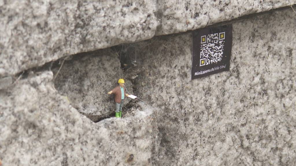 In der Stadt Luzern versüssen kleine Miniaturfiguren den Passanten den Tag
