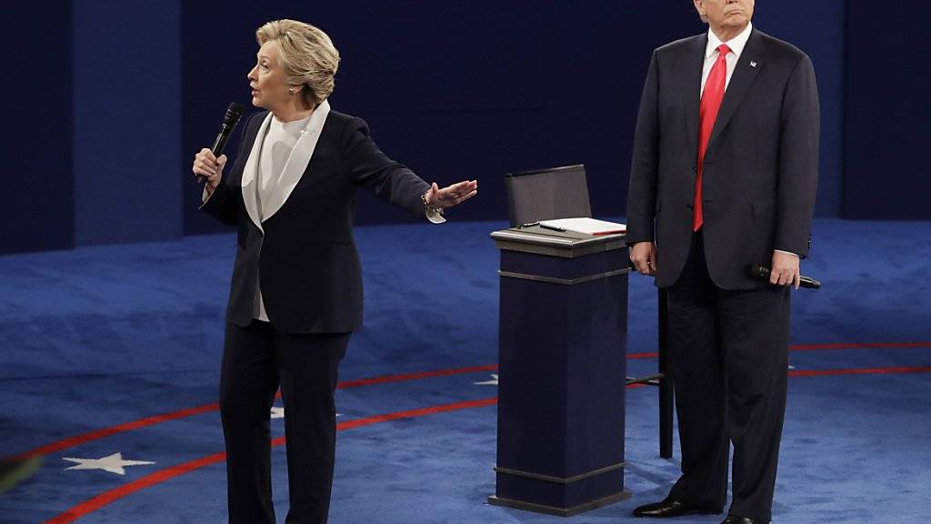 Hillary Clinton machte laut einer Mehrheit das bessere Bild in der jüngsten TV-Debatte mit Donald Trump.