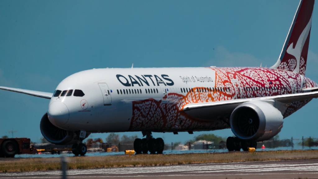 Die australische Fluggesellschaft Qantas verlangt künftig von Passagieren, dass sie gegen Covid-19 geimpft sind. (Archivbild)