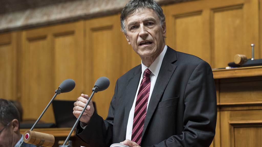 SVP-Nationalrat Luzi Stamm in ärztlicher Behandlung