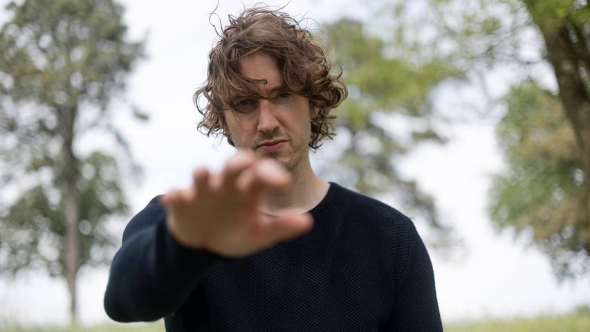 Erlebe Dean Lewis live mit Radio Argovia