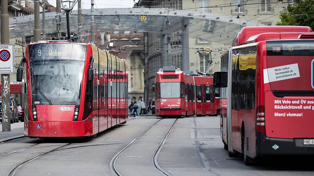 Die Stadtberner Initiative für einen kostenlosen öffentlichen Verkehr bleibt ungültig. (Archivbild)