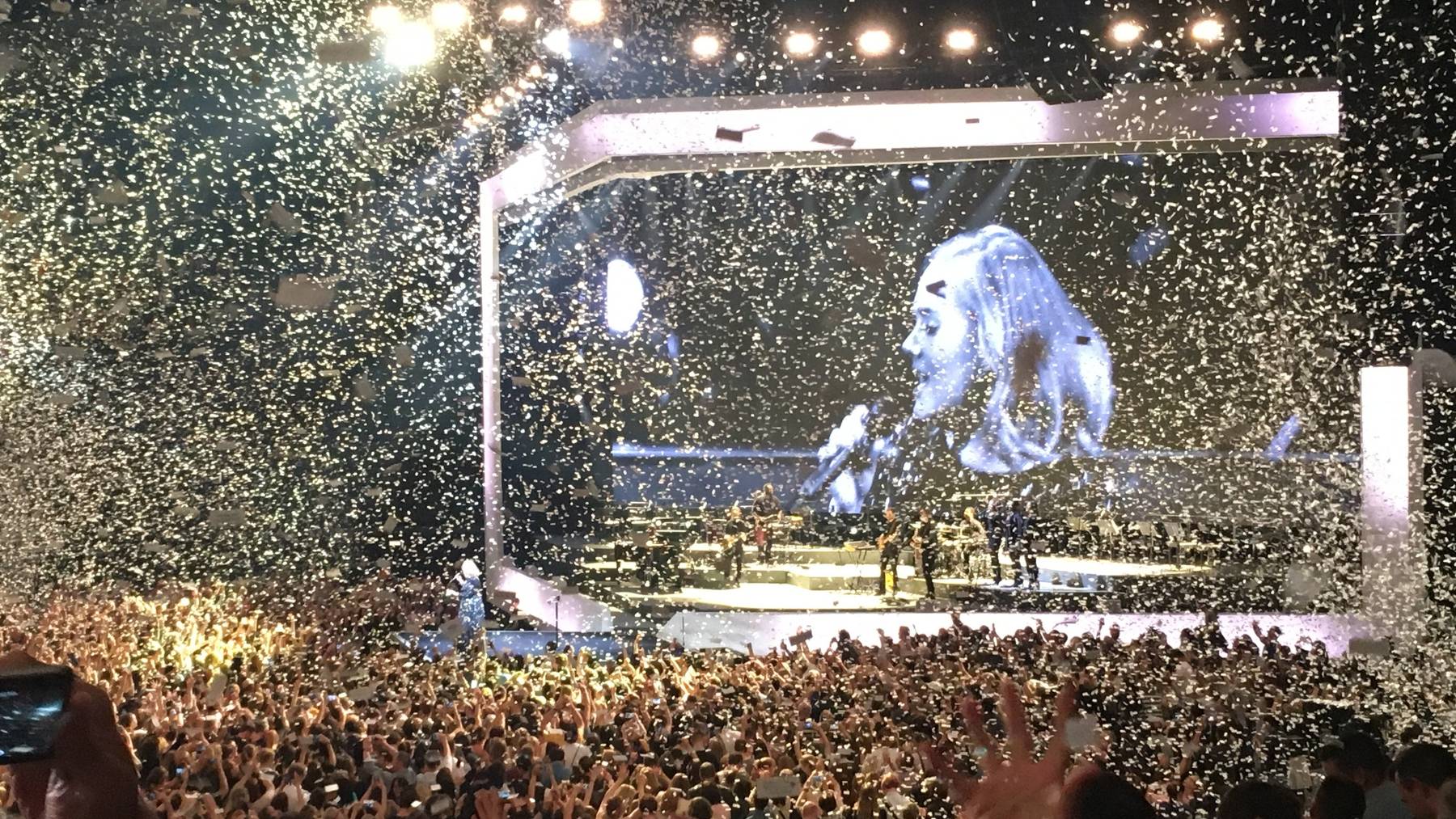 Adele: Ein Fötzeliräge im Hallenstadion