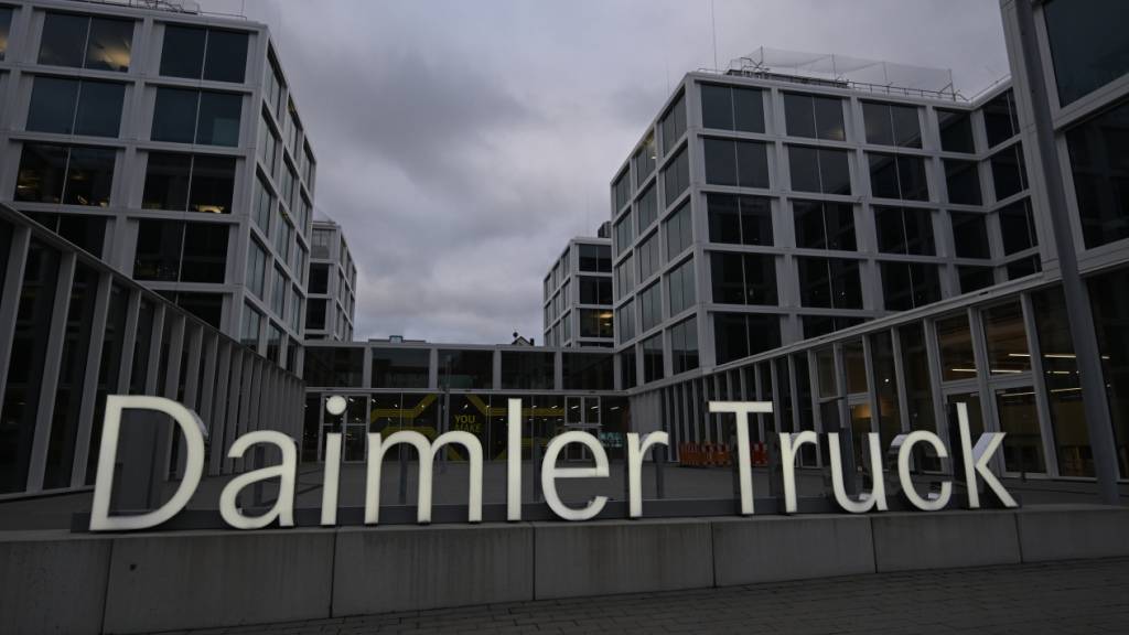 Bei Daimler muss der ganze Konzern sparen - auch der Nutzfahrzeughersteller. (Archivbild)