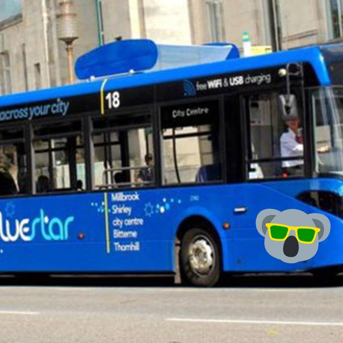 Dieser britische Ökobus filtert während der Fahrt die Luft