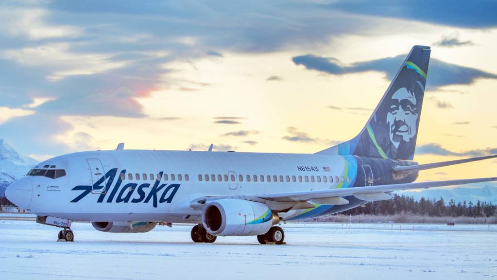 Mit Alaska Airlines bestellt nach Ryanair eine weitere Fluggesellschaft bei Boeing weitere  Jets des Typs 737 Max. Diese Maschinen wurden 2019 wegen Problemen mit dem Steuerungsprogramm aus dem Verkehr gezogen. (Archivbild)