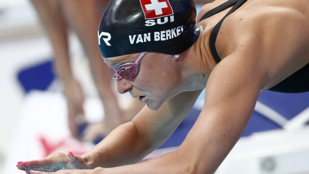 Martina Van Berkel will in Rio die Fingernägel ausnahmsweise kurz tragen, weil sie damit zu oft Schwimmanzüge zerreisst. (Archivbild)