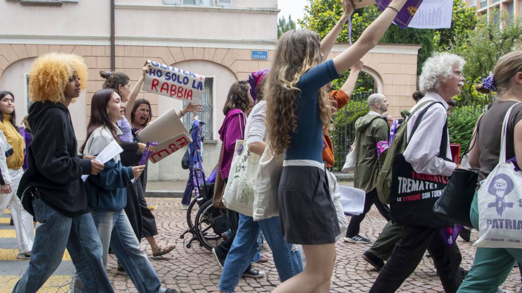 Das Feministische Streikkollektiv Zürich ruft zu einem Care-Streik auf. (Themenbild)
