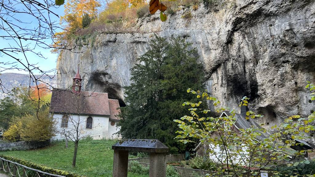 Roter Turm Verenaschlucht_von weitem