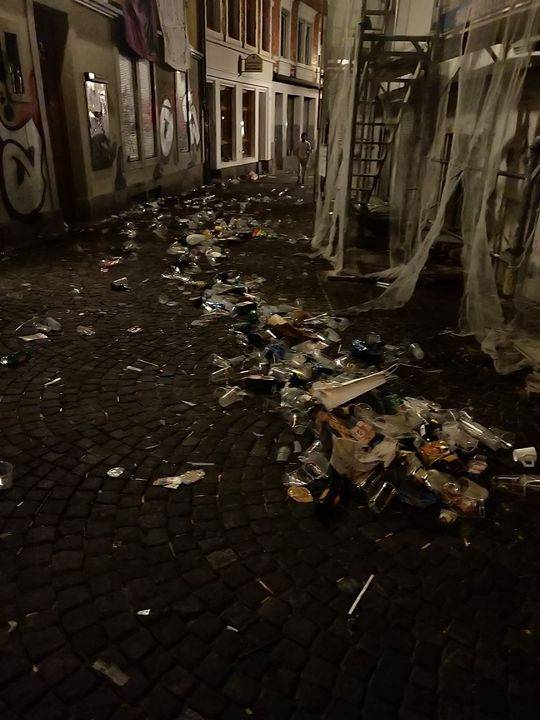 Abfallberge in der Innenstadt