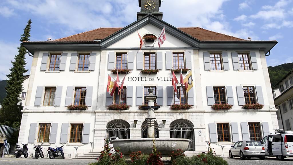 Das Rathaus der Stadt Moutier BE, die im Zentrum der Jurafrage steht.