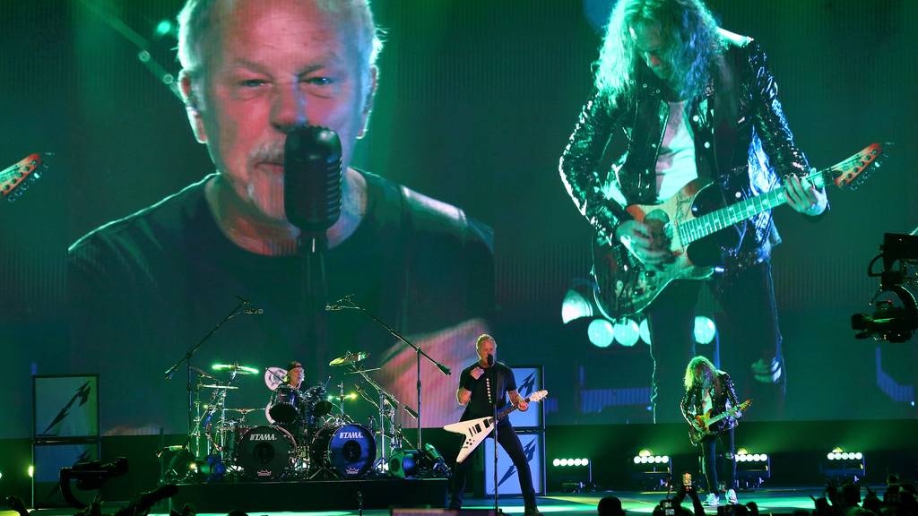 Neues Bandmitglied für Metallica und Co.: Covid-Hunde sollen Konzerte retten