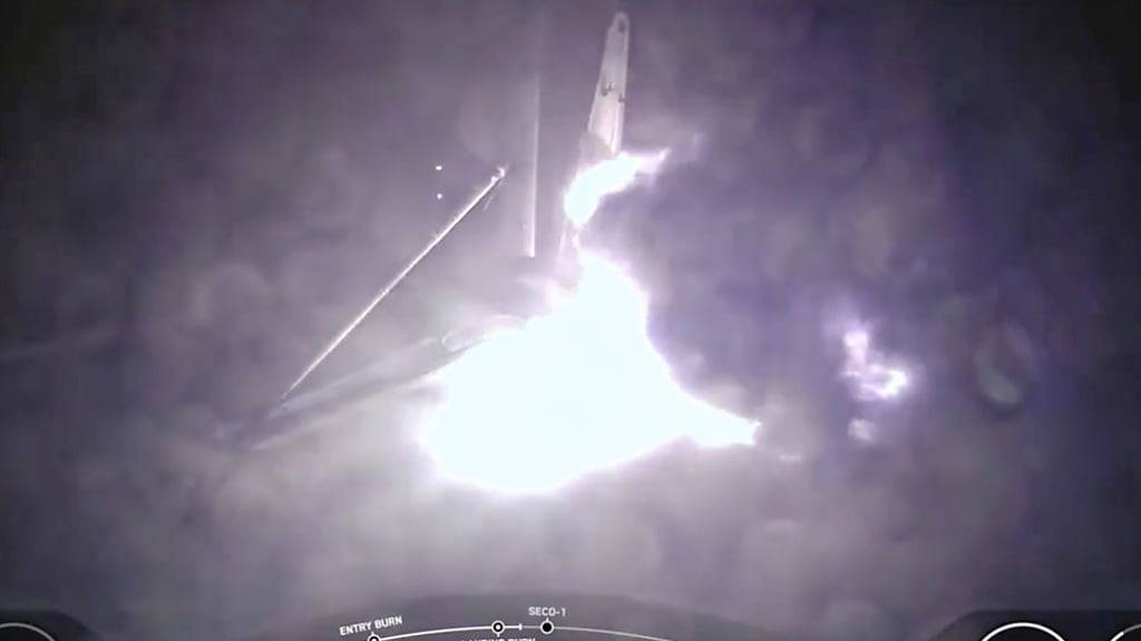 Bei einem Startversuch geriet eine Raketenstufe einer «Falcon 9»-Rakete des Raumfahrtunternehmens SpaceX in Brand. (Archivbild)