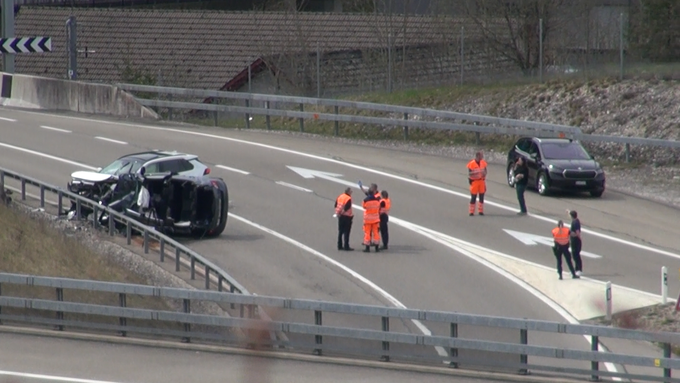 Frontalzusammenstoss auf der A16 bei Tavannes