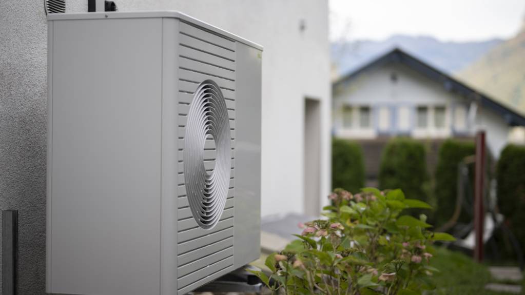 Der Urner Regierungsrat war gegen Steuerabzüge für Hausbesitzende bei Energiesparmassnahmen. (Symbolbild)