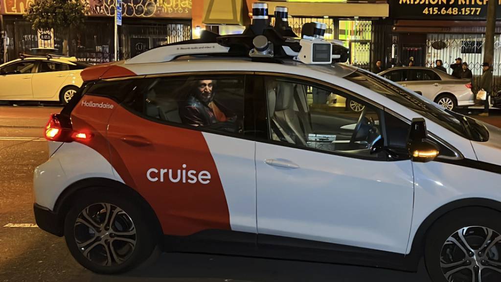 Die nach einem Unfall in die Krise geratene Robotaxi-Firma Cruise entlässt fast ein Viertel ihrer Beschäftigten. Die Tochter des Autoriesen General Motors hatte vor einem Monat ihre Fahrten ausgesetzt und weitreichende Expansionspläne gekappt. (Archivbild)