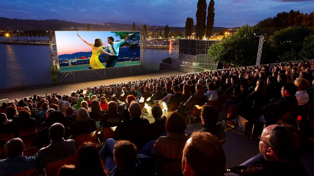 Kinovergnügen unter freiem Himmel: Am Open Air Kino in Arbon