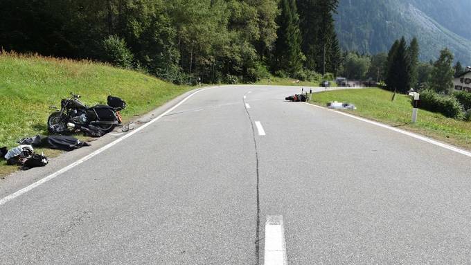 Zwei Tote nach Töffunfall