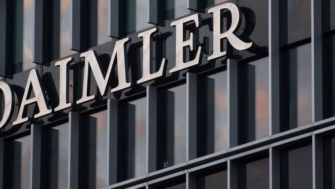 Daimler-Aktionäre machen Weg für Börsengang der Lkw-Sparte frei