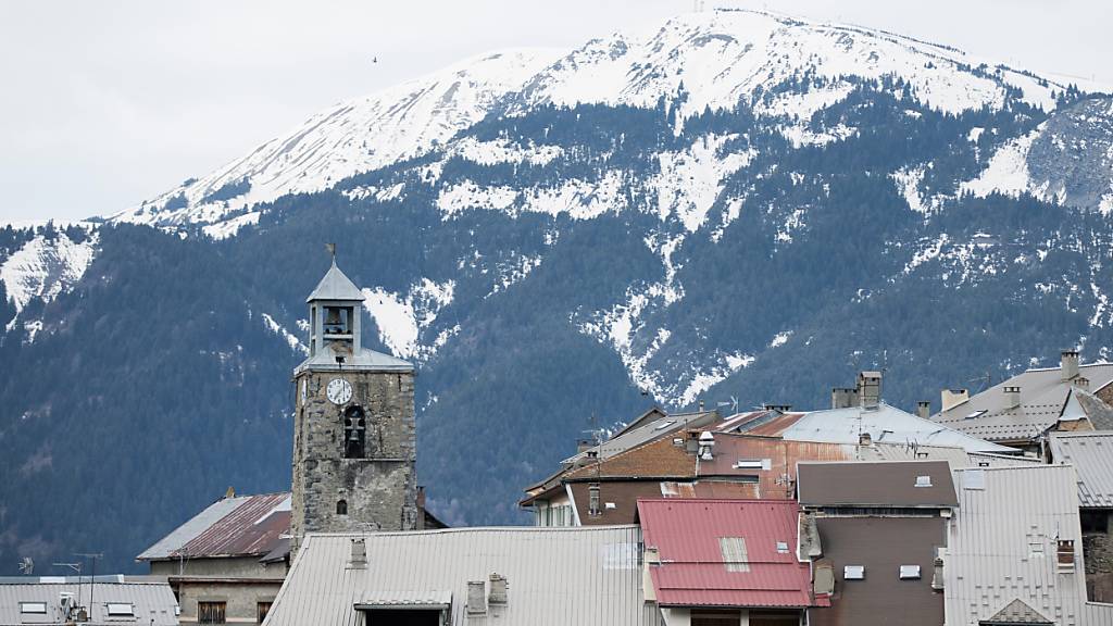 Französische Wintersportorte schliessen Skistationen mangels Schnee