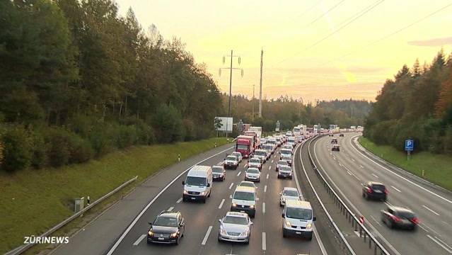 Benzin schon bald vier Rappen teurer?
