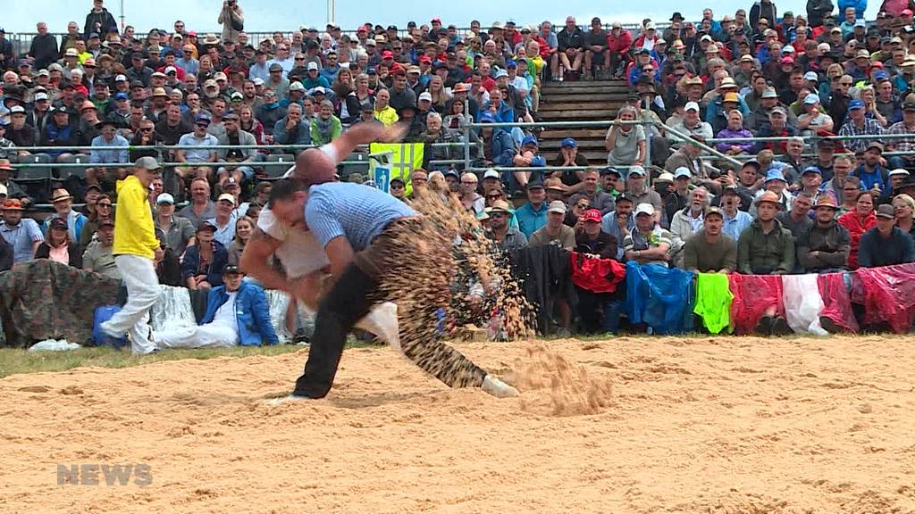 Der Berner Matthias Aeschbacher gewinnt auf dem Weissenstein