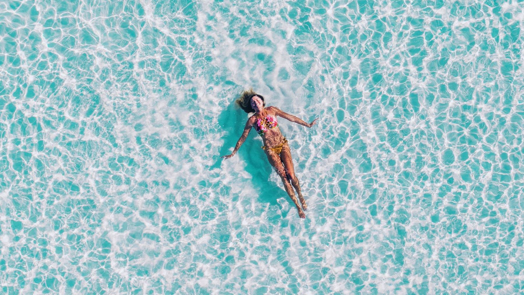 Frau im Wasser
