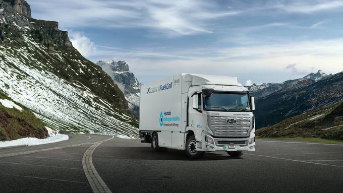 Die ersten Wasserstoff-Lastwagen von Hyundai sind in Luzern 